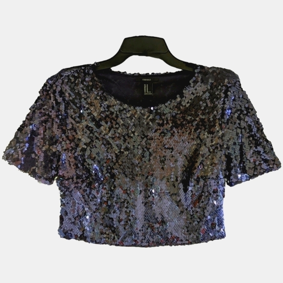 Forever 21 Deep Navy Sequined Short Sleeve Crop Top NWOT Size M - Picture 2 of 14